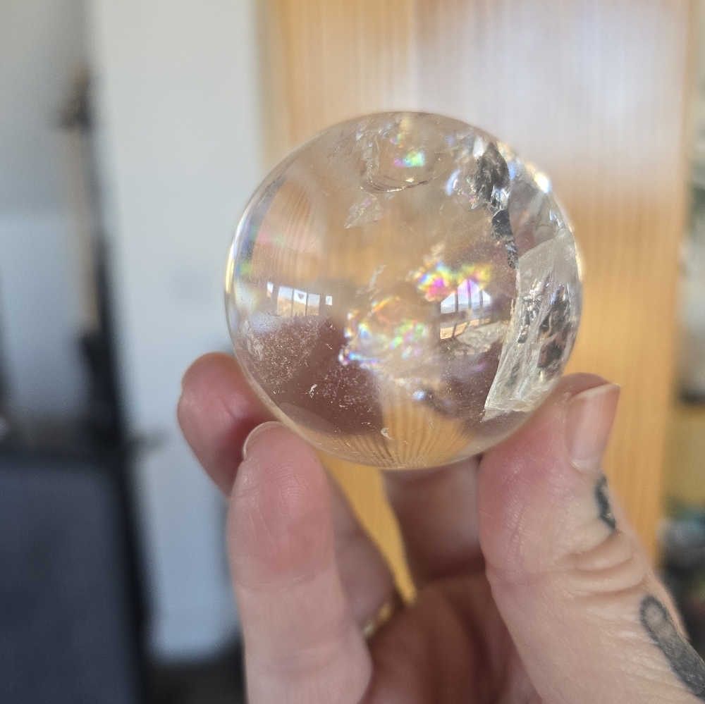 Quartz Crystal Sphere loads of fairy Rainbow Inclusions - Picture 8 of 11
